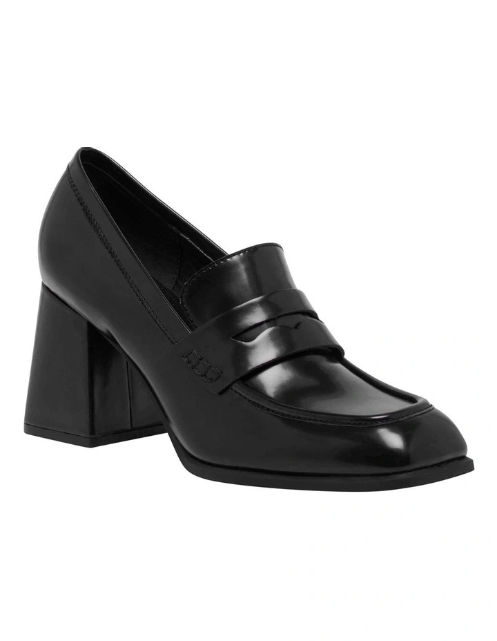 Zest Pump in Black