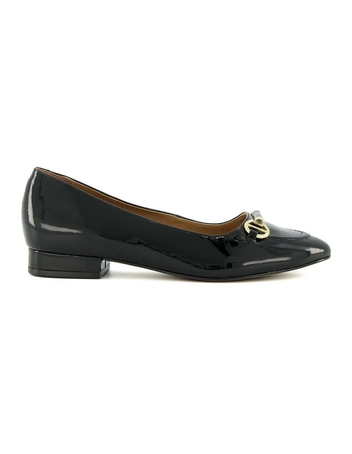 Hippy Flat in Black