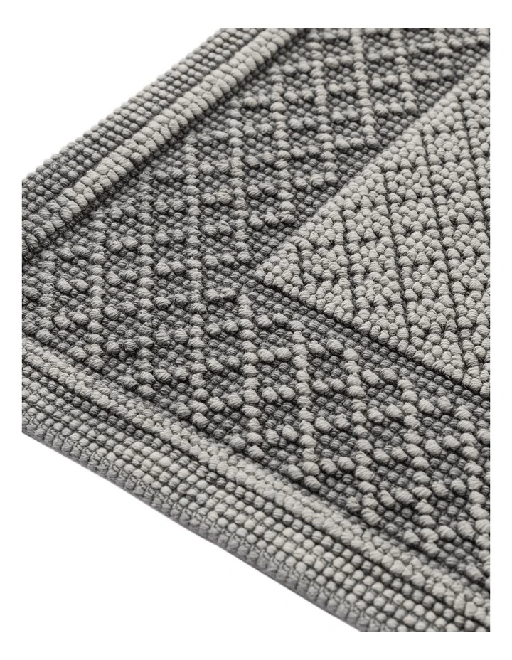 Newbery Bath Mat in Granite Grey