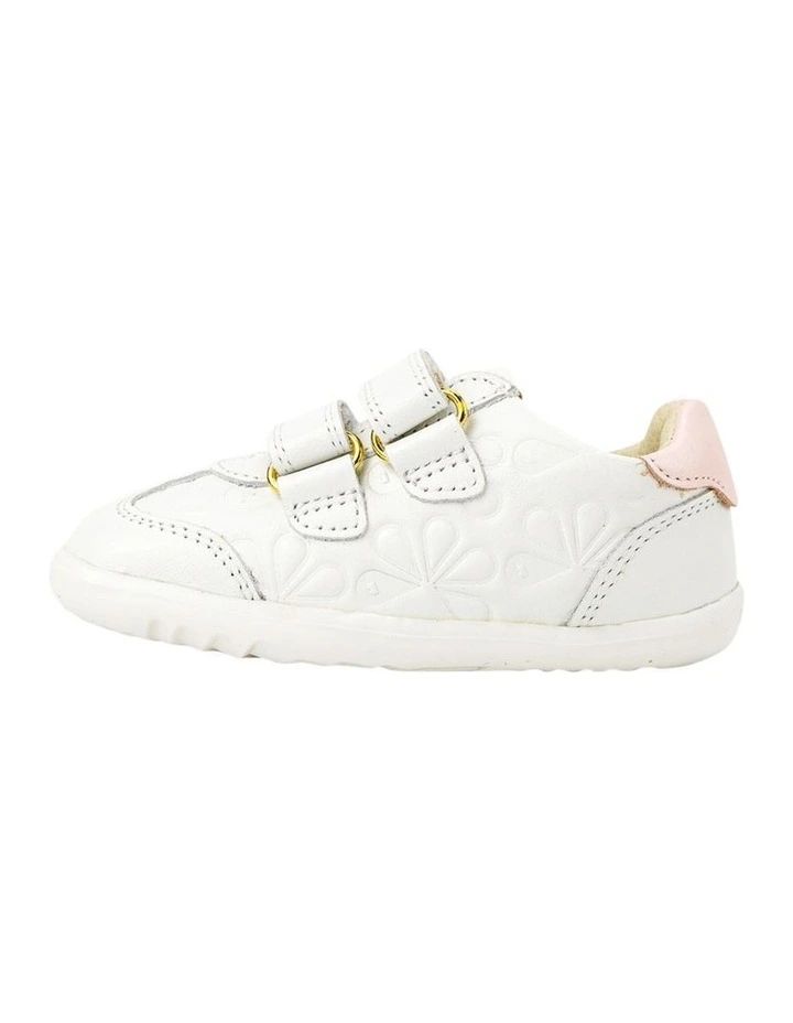Step Up Sprite Embossed Shoes in White