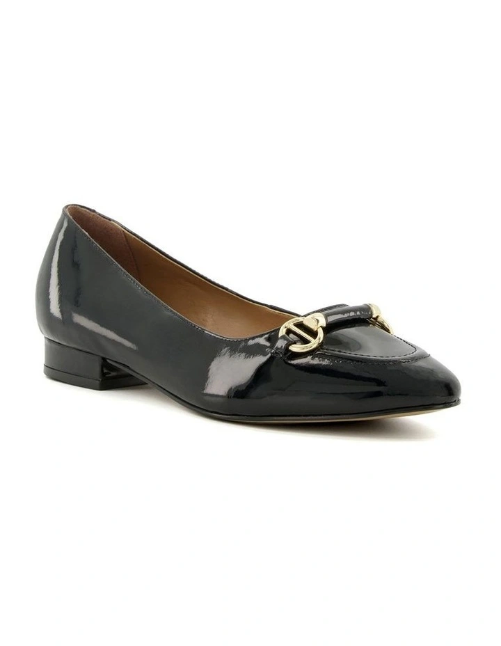 Hippy Flat in Black