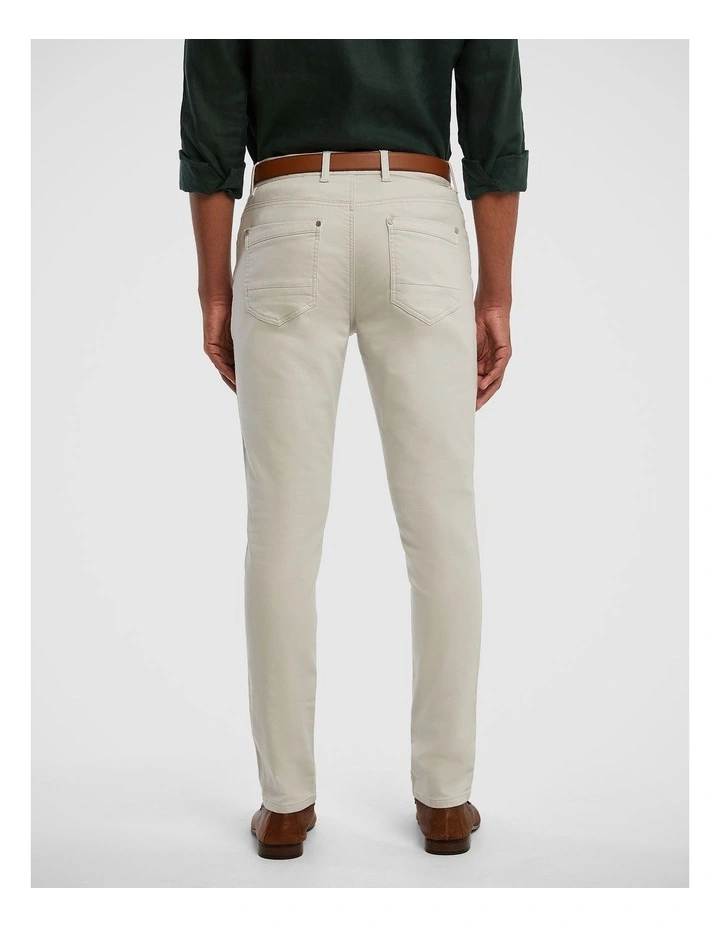 Nicol Skinny Chinos in Cream