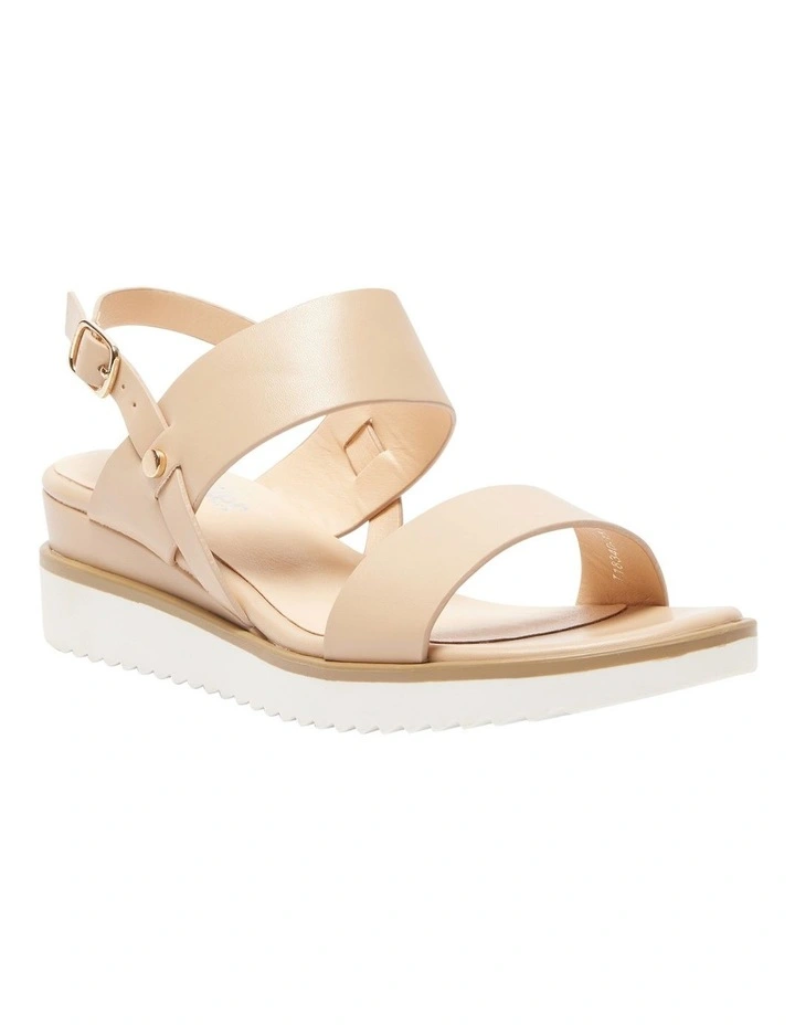 Vespa Sandals in Nude