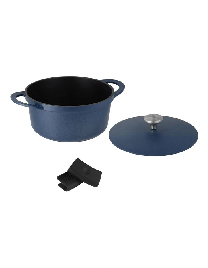 Agile Non-Stick Casserole 24cm/4.2L in Navy
