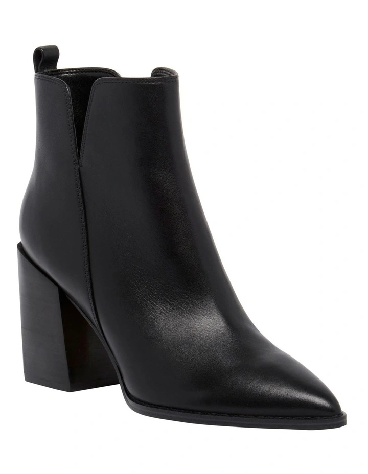 Birds Black Boot