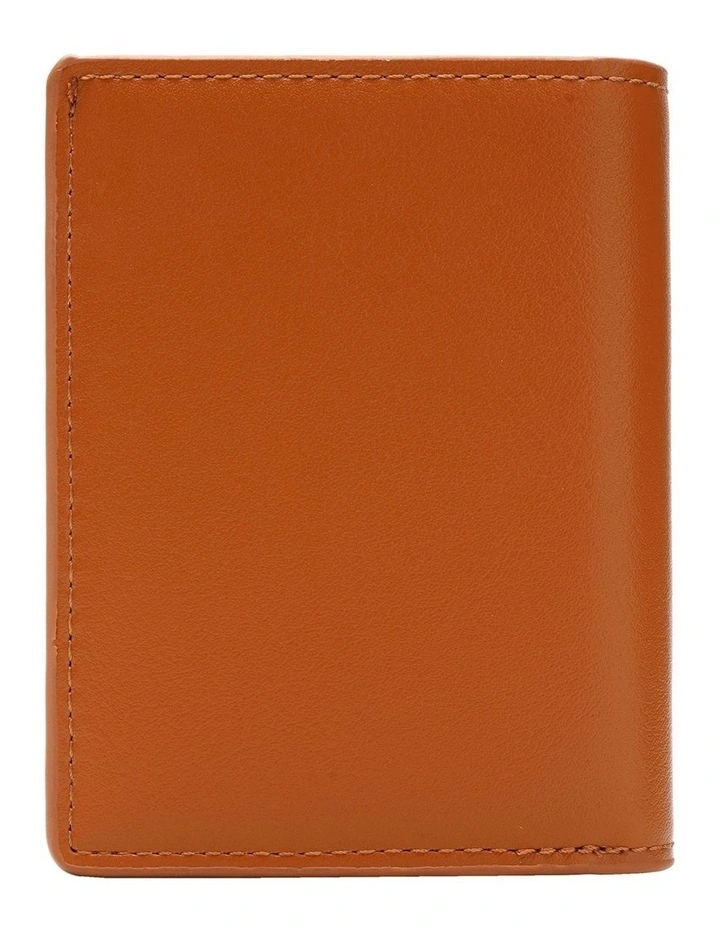 Fitzroy Air Tag Trackable Vegan Leather Wallet in Tan