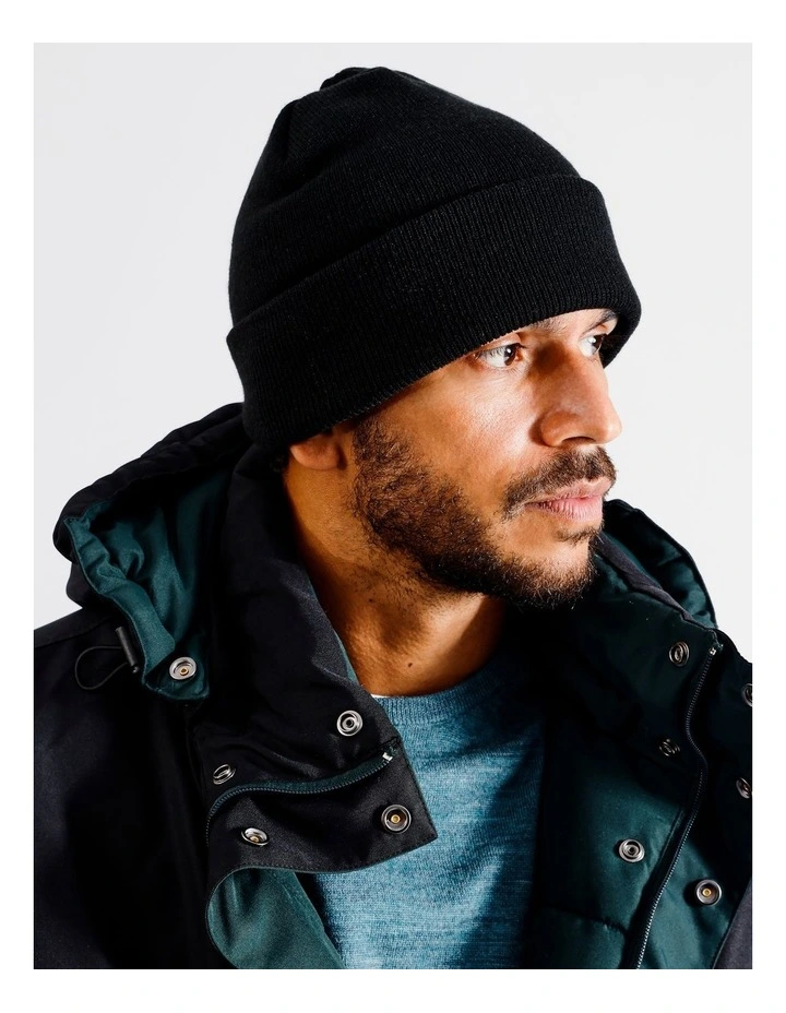Essential Fine Knit Beanie in Black