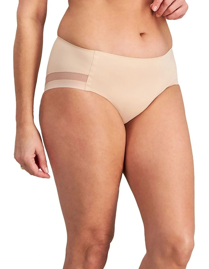 Comfit Collection Midi Brief in Latte