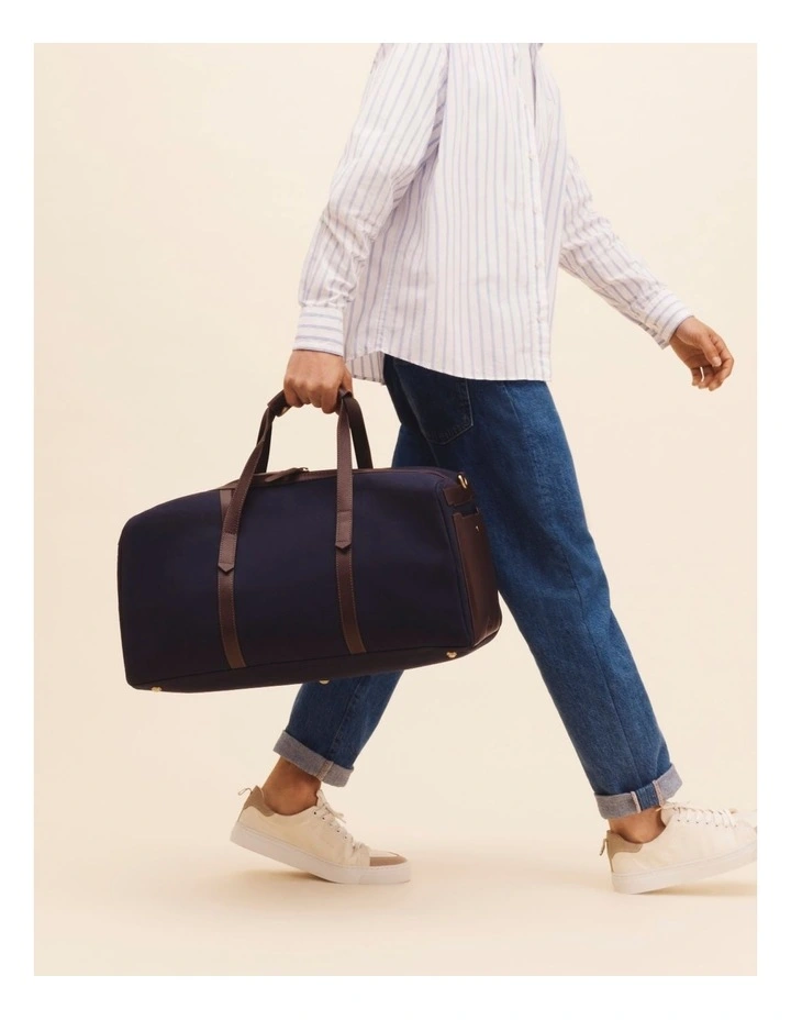 Cruiser Canvas Weekender Bag in Navy