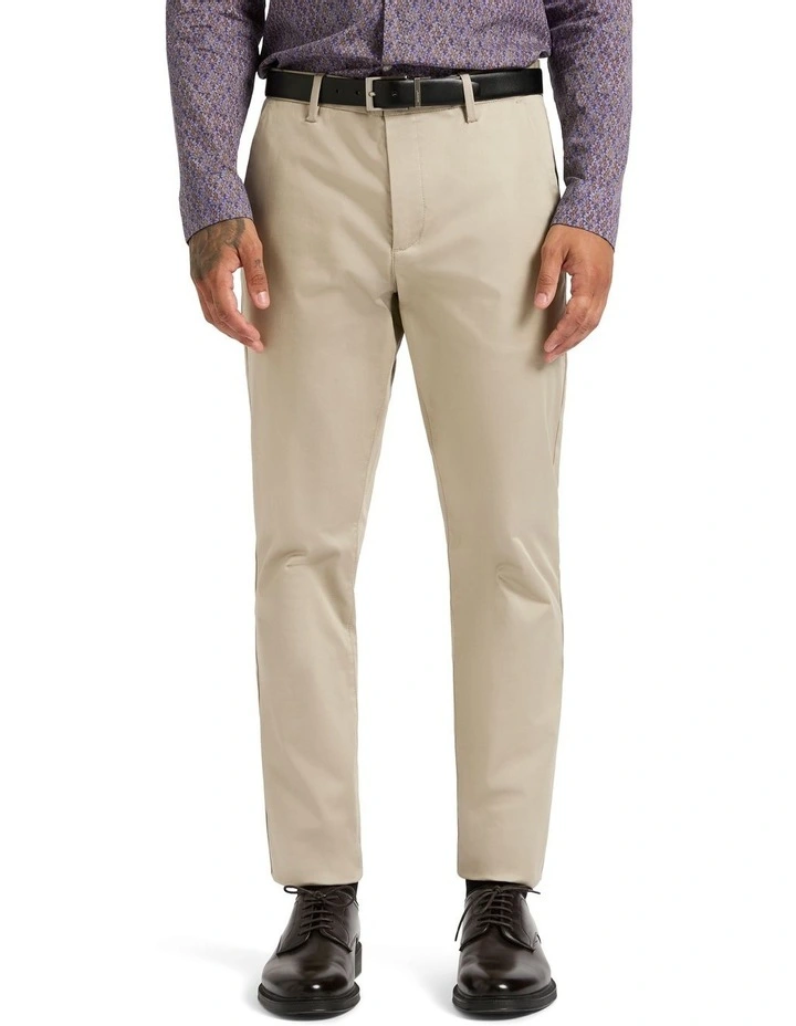 Baltic Chino in Pebble
