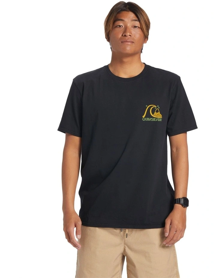 Island Cap T-shirt in Black