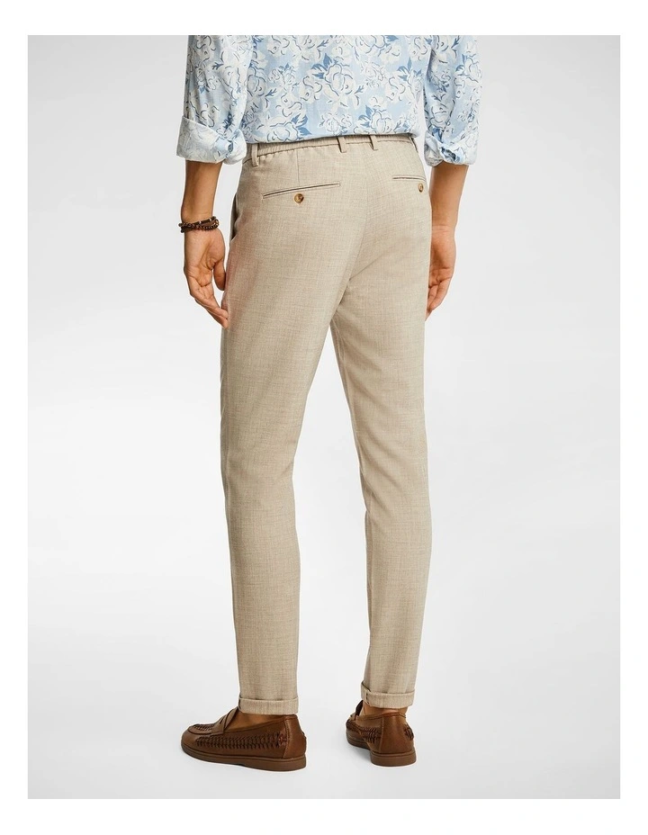 Leon Tab Slim Chino in Natural