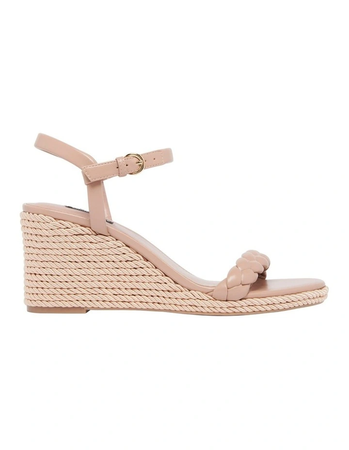 Tammie Wedge Sandal in Pink