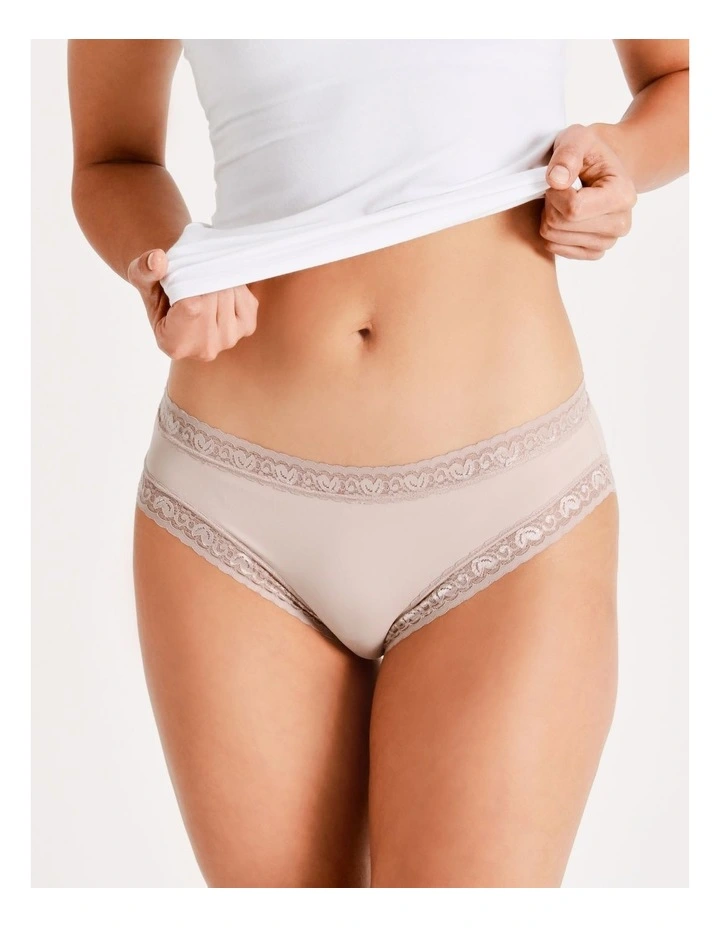 Smooth Lace Bikini in Beige