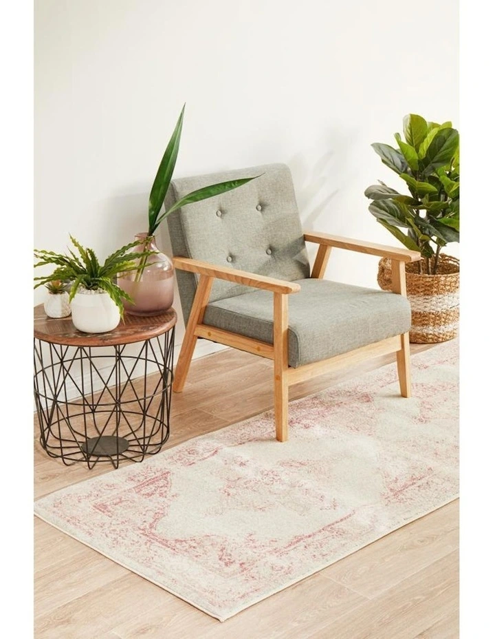 Avenue 702 Runner Rug in Rose