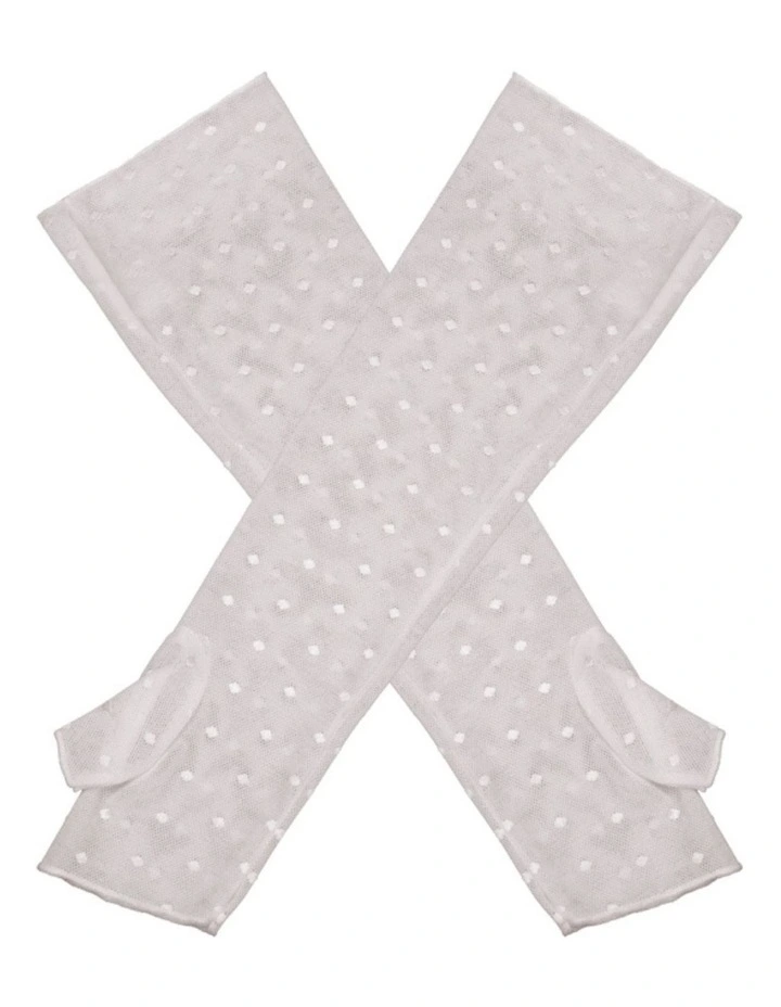 Long Fingerless Tulle Mittens in White