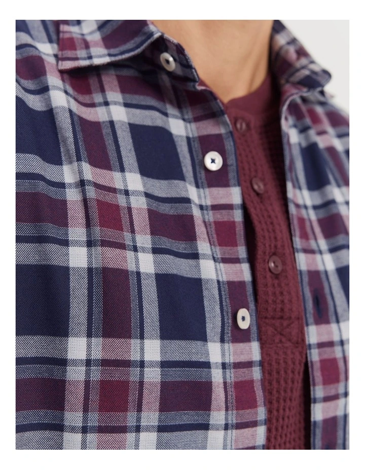 Regular Fit Good Earth Cotton Flannel Check Shirt in Plum