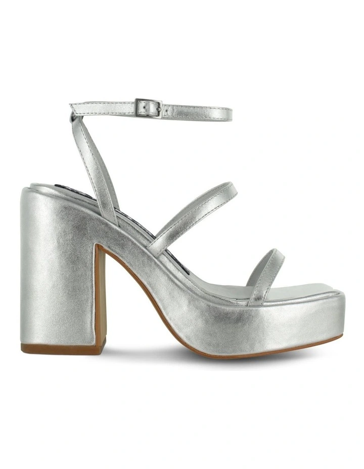Yasmin I Platform Sandals in Steel