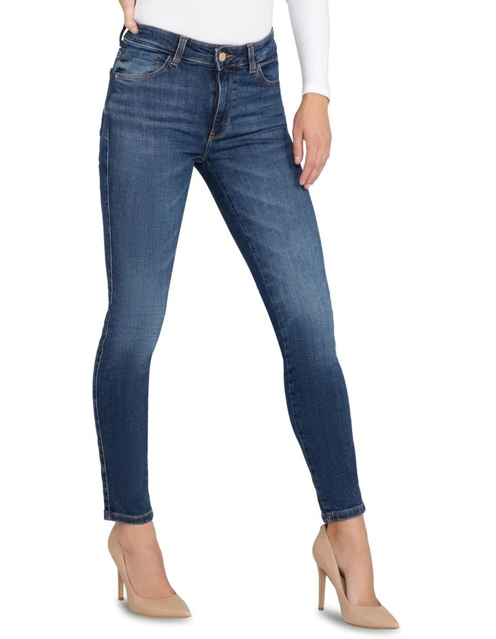 Shape Up Straight Jeans in The Atmosphere