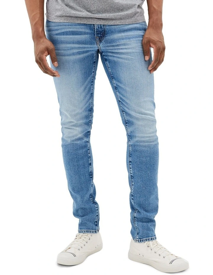 Airflex Slim Jean in Blue