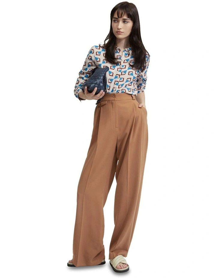 Poppy Geo Print Shirt in Nude/Blue