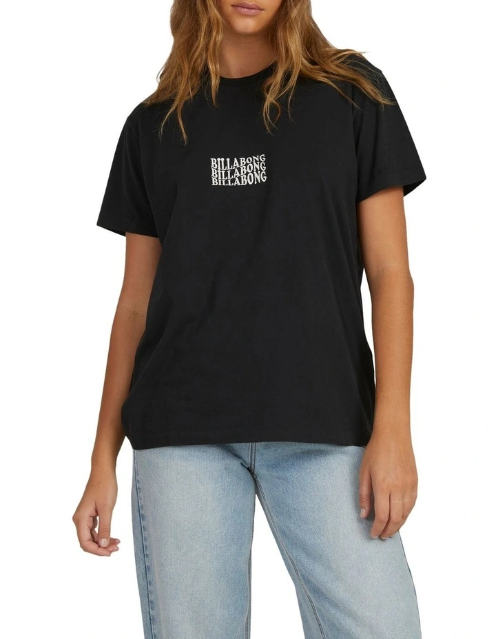 Surf High Tee in Off Black