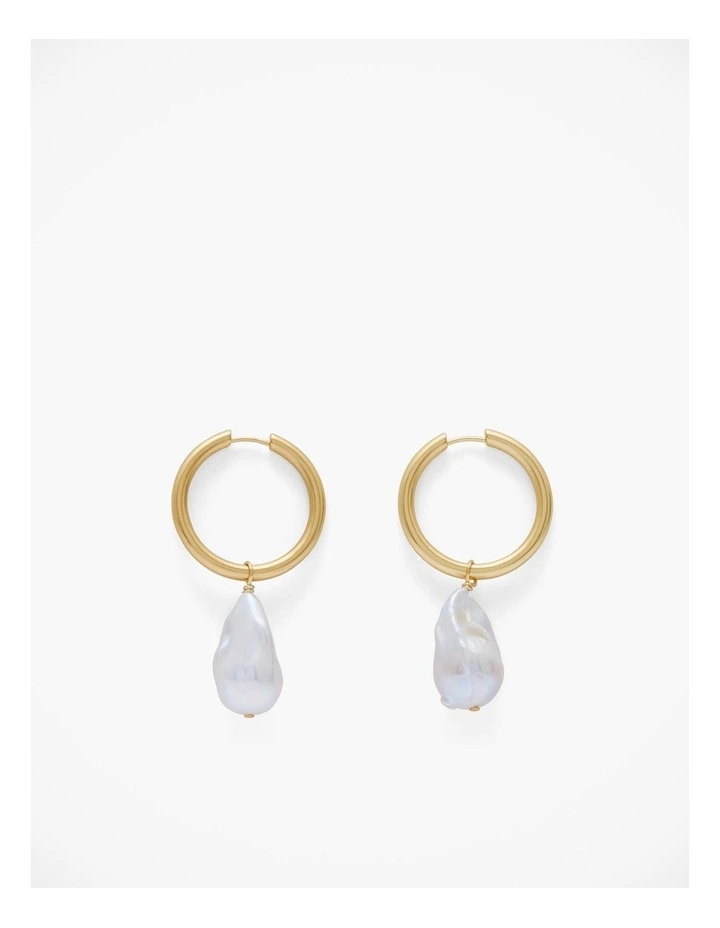 Baroque Pearl Hoop Earrings in Satin Gold