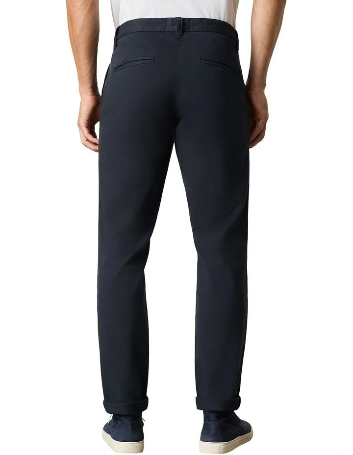 Reed Dobby Chino in Navy