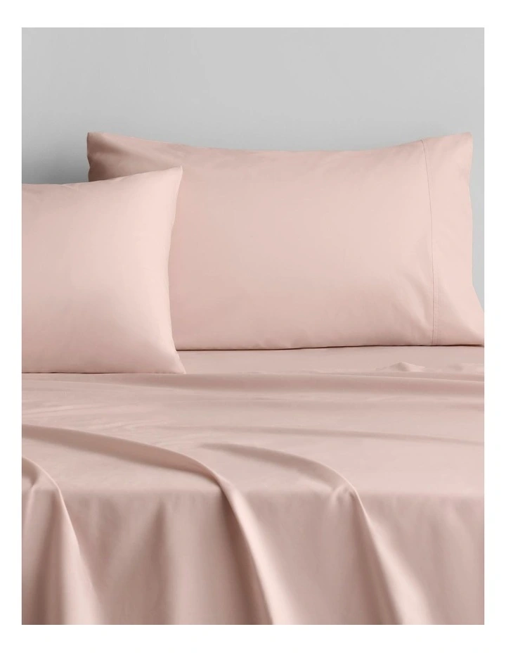 Byren Percale Sheet Set in Lychee