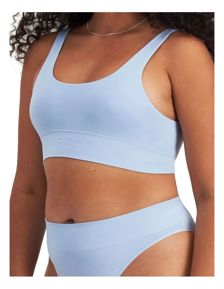 Bases Scoop Crop Bra in EGR Zeus