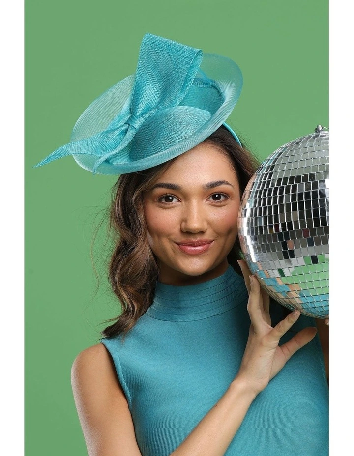 Zoya Fascinator in Blue
