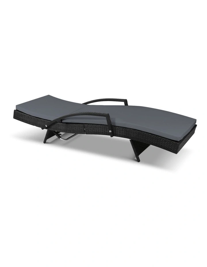 Outdoor Sun Lounge Chair with Cushion