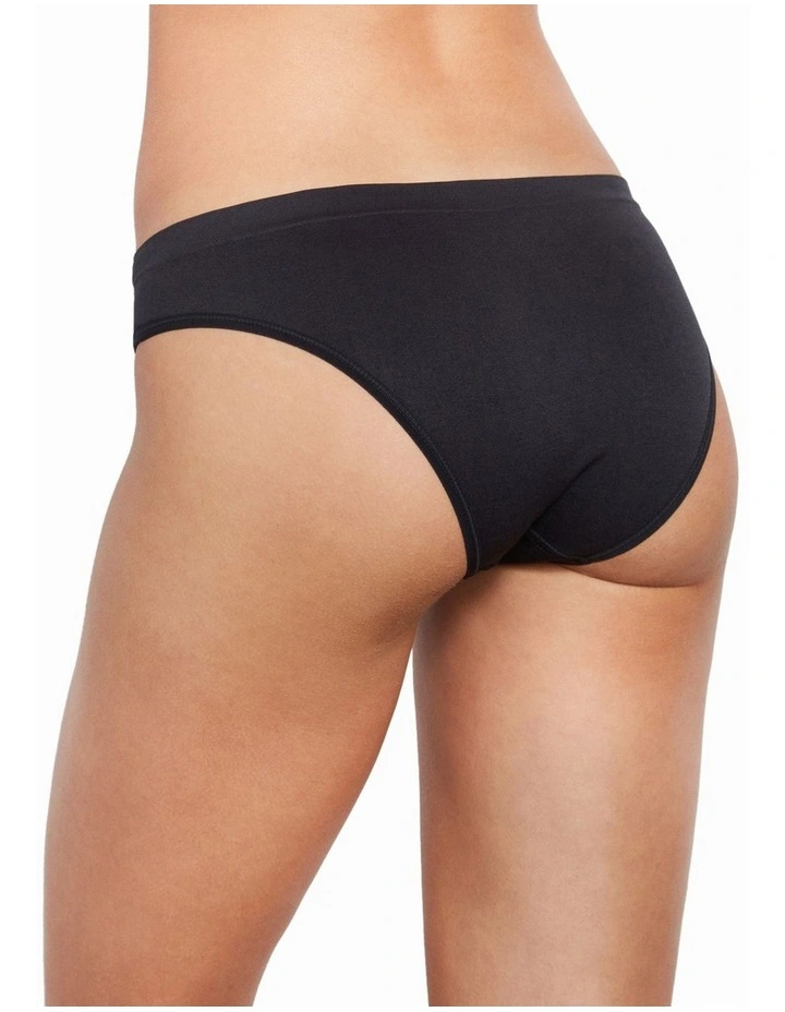 Seamless Bikini in Black