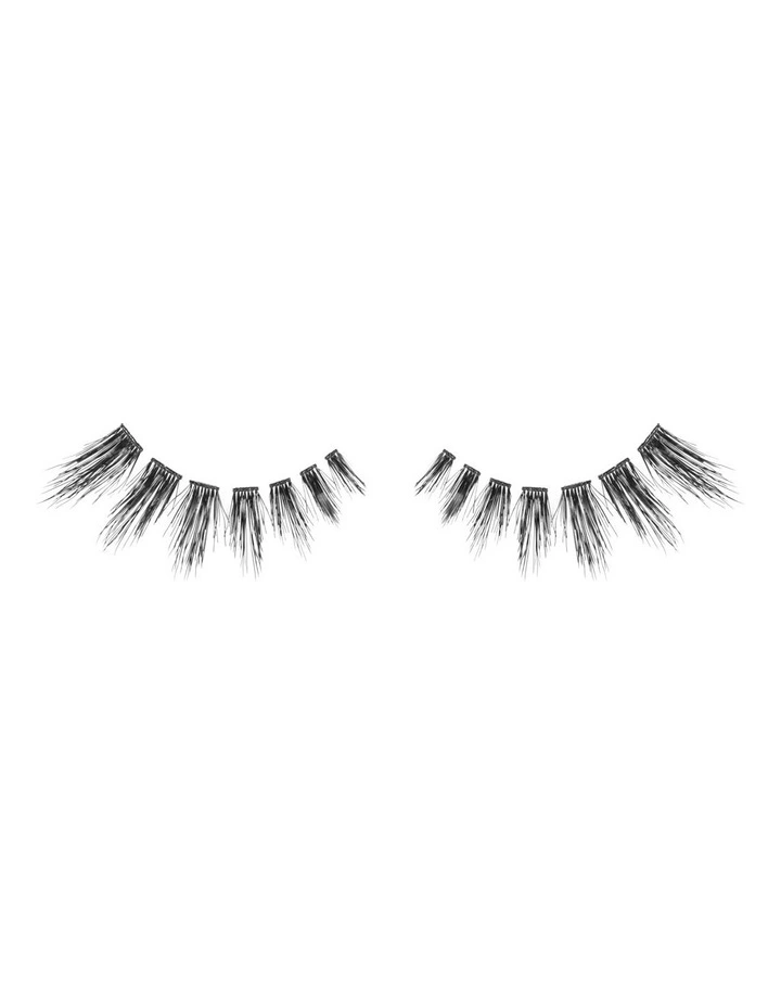 Look Real Faux Glamour Lashes