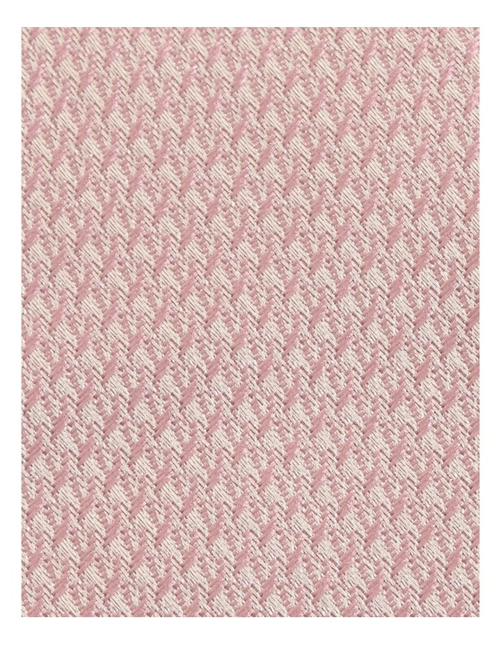 Textured Plain Tie in Pink