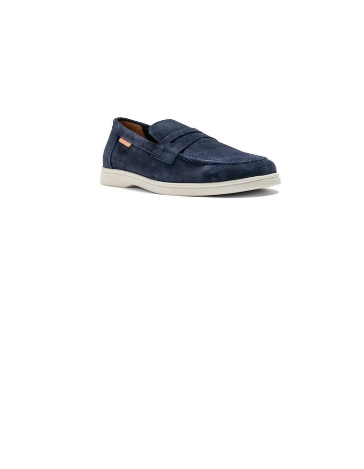 Moana Loafer in Navy