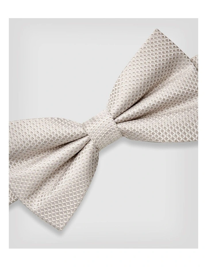 Silk Tonal Texture Bow Tie in Stone