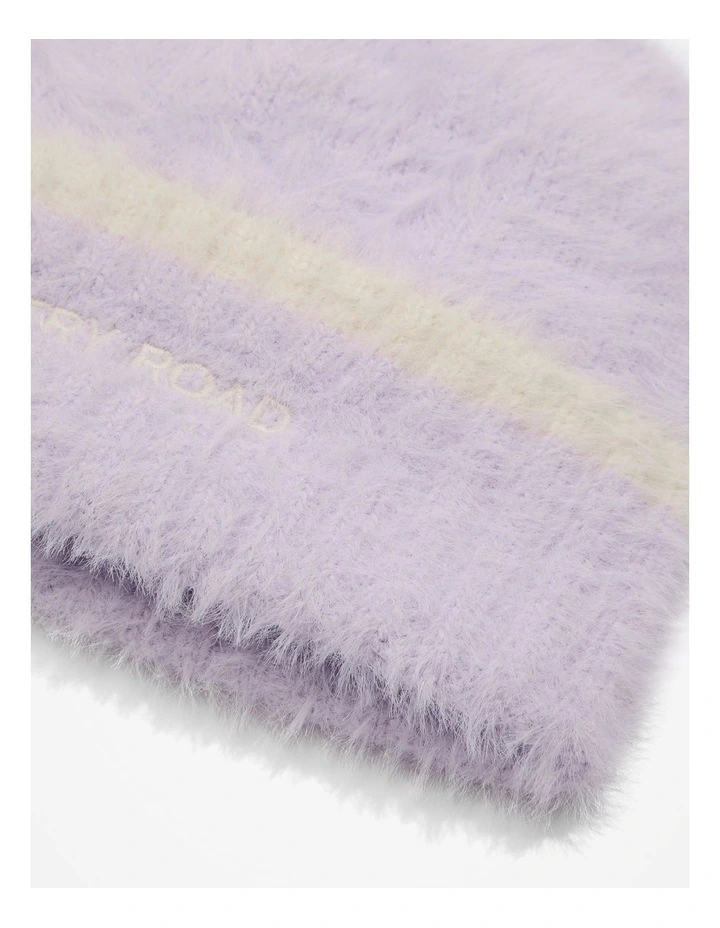 Fluffy Knit Beanie in Lilac