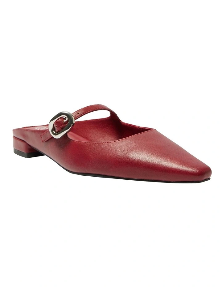 Bacall Flat Shoes in Red