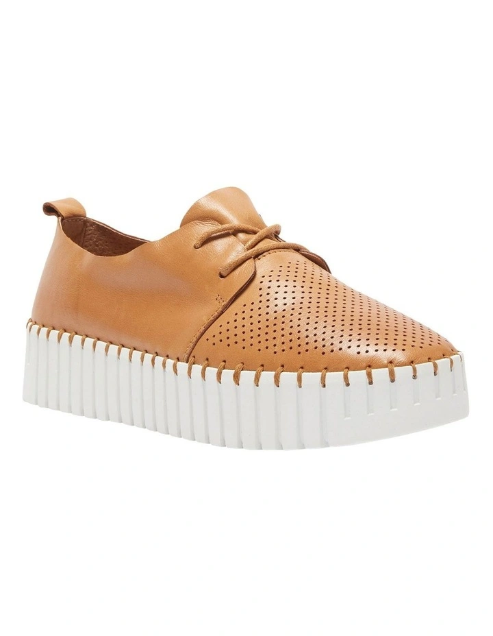 Central Sneakers in Tan Leather