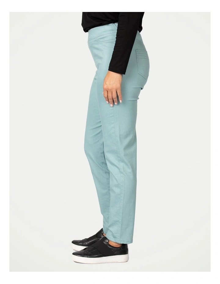 Suzy Stretch Long Pull On Jeans in Blue