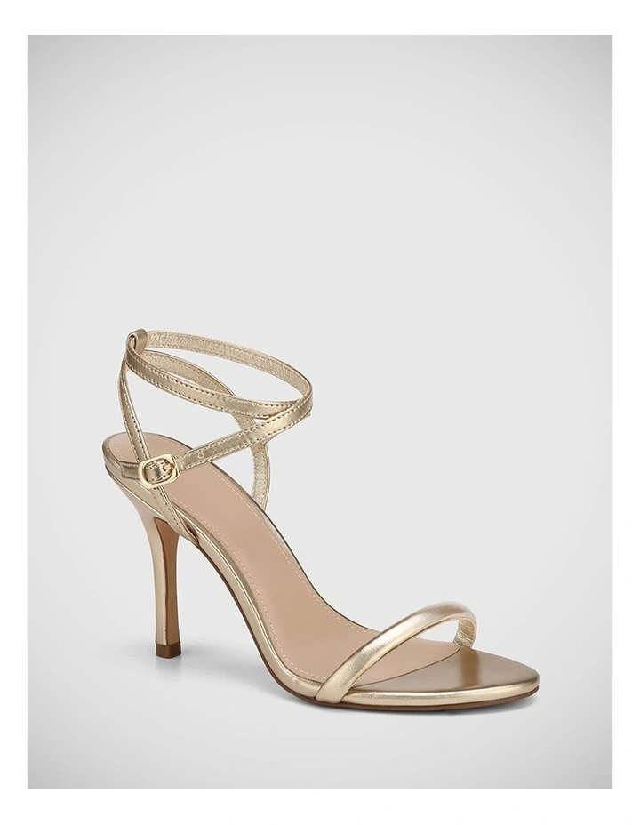 Roseta Metallic Leather Sandal in Champagne