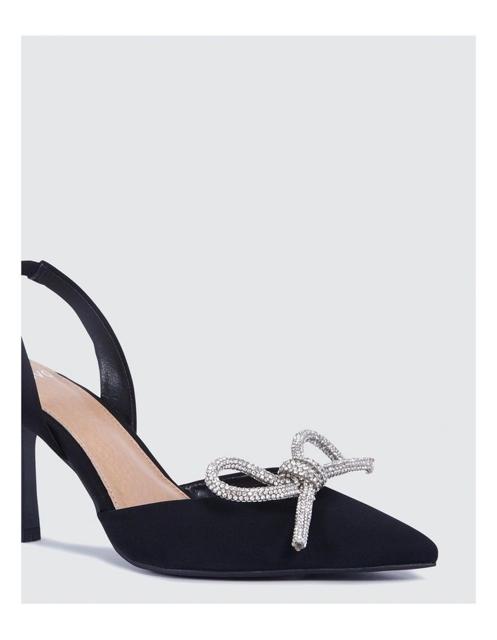 Intelligent Pumps in Black