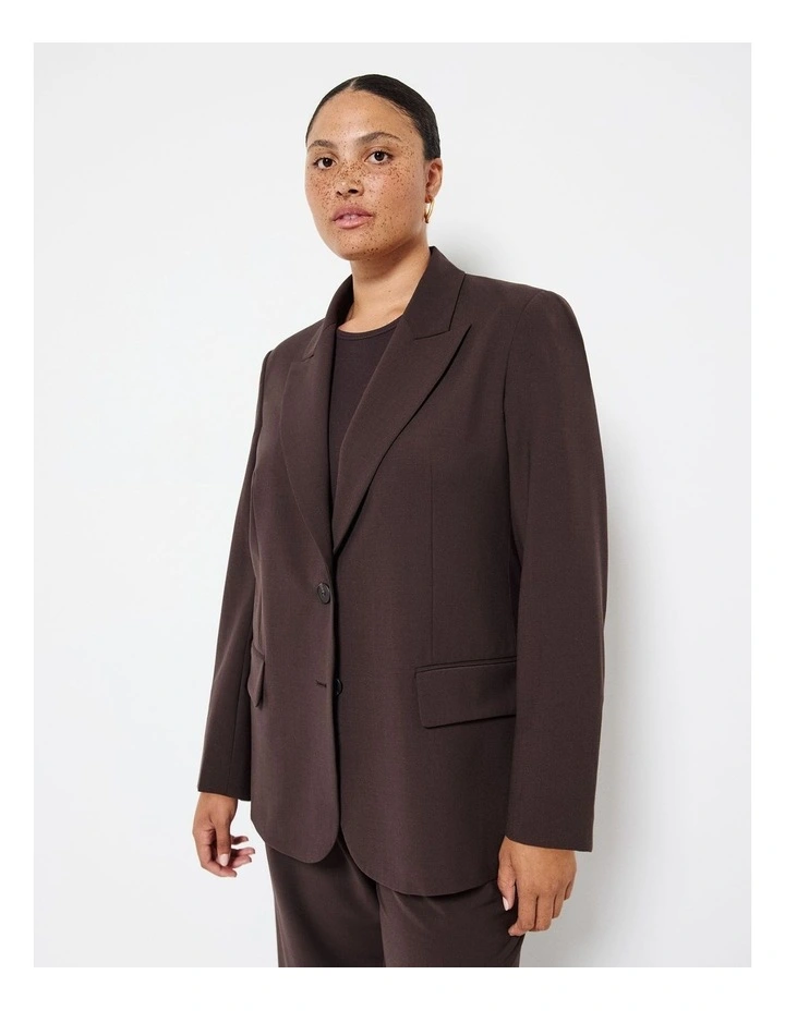 Masculine Blazer in Raisin