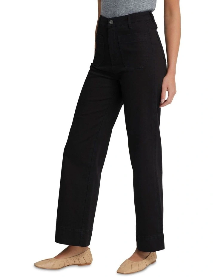 Alexa Patch Pocket Wide Leg Jeans in Black