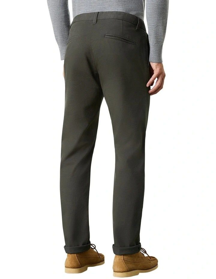 Reed Dobby Chino in Green