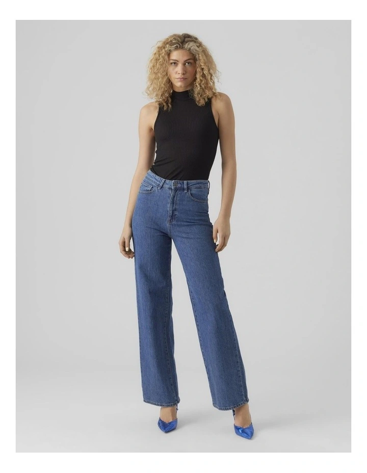Rebecca Regular Wide Jeans in Medium Blue Denim