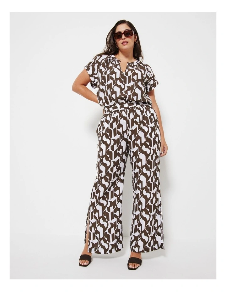 The Pant in Graphic Print