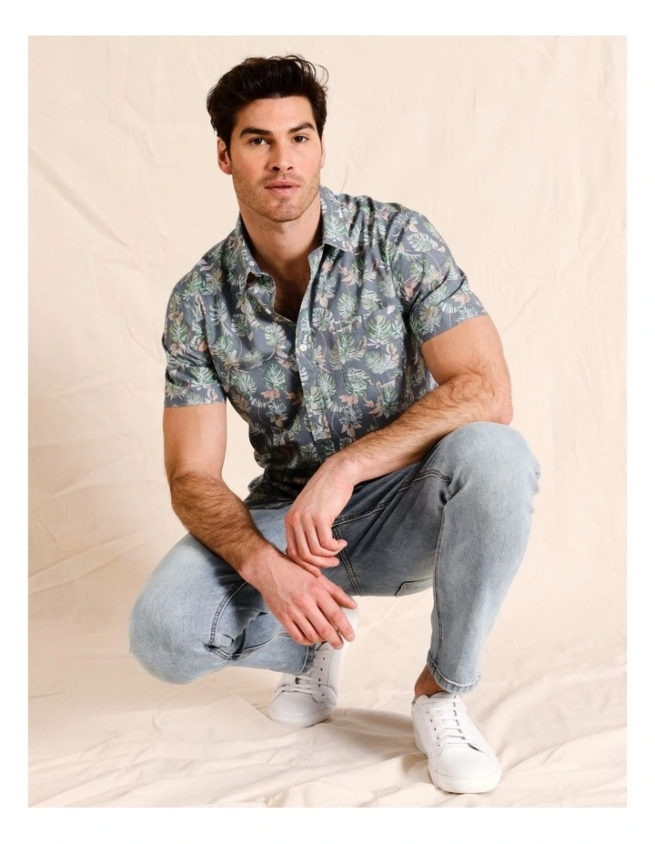 Monty Floral Print Short Sleeve Shirt in Grey