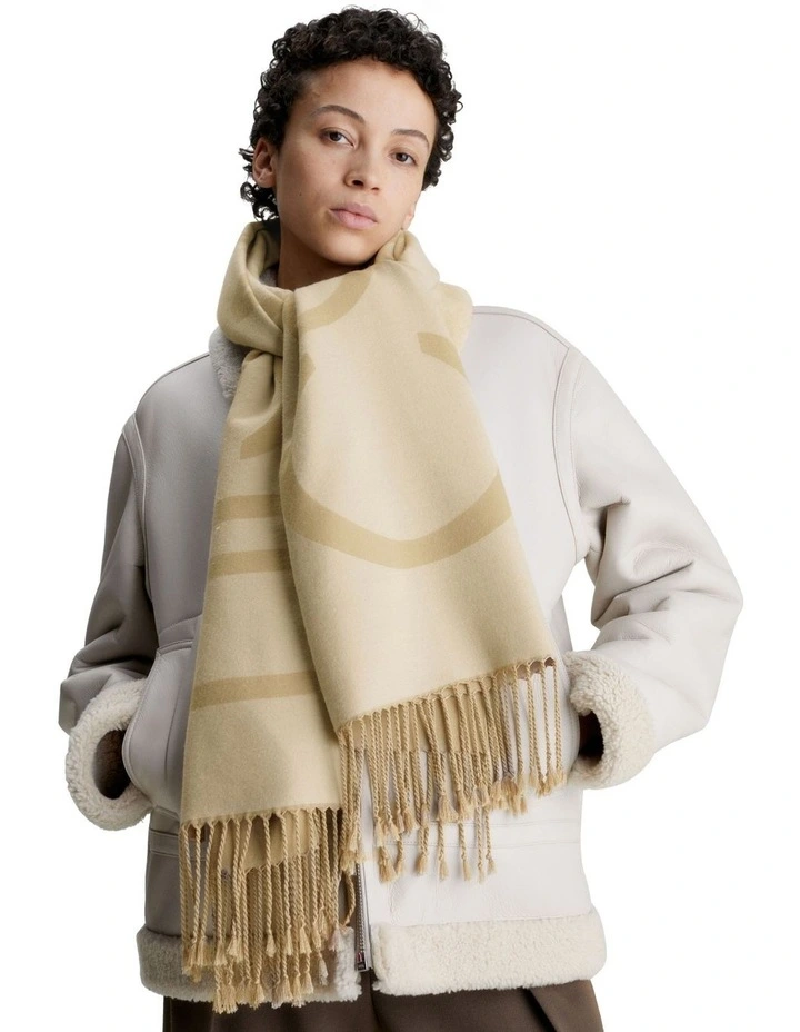 Fringes Winter Scarf in Doeskin